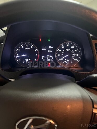Hyundai Elantra 2018, 101,389 km - 1.6 l - Bakı
