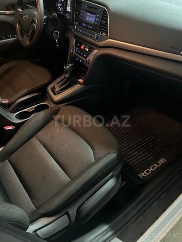 Hyundai Elantra 2018, 101,389 km - 1.6 l - Bakı
