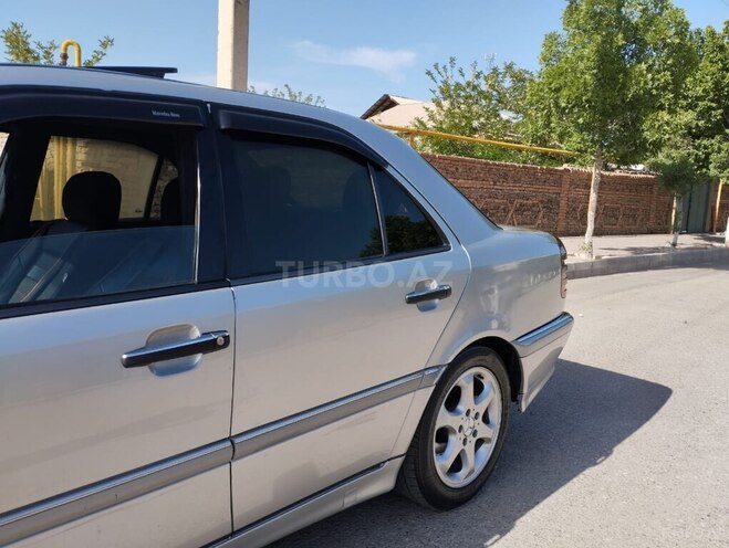Mercedes C 240 1997, 272,000 km - 2.4 l - Naxçıvan