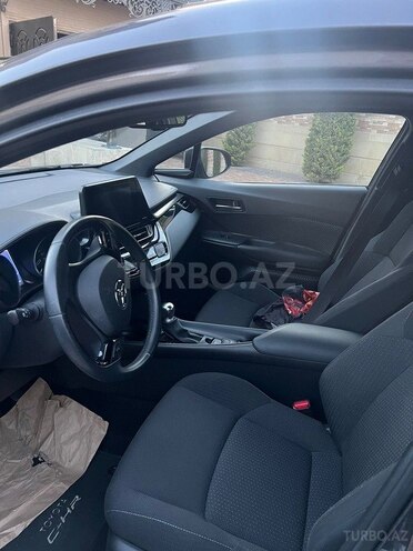 Toyota C-HR 2019, 37,200 km - 2.0 l - Bakı