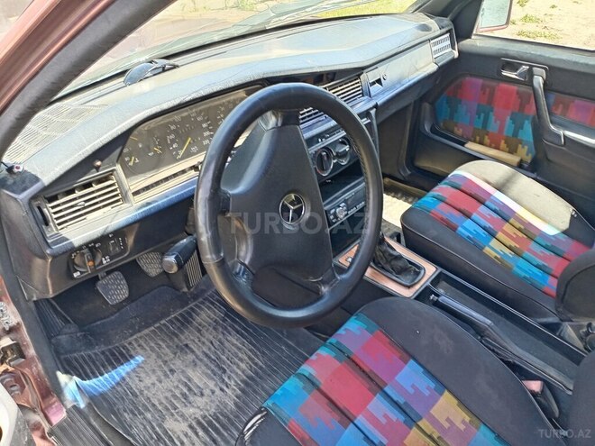 Mercedes 190 1992, 345,200 km - 1.8 l - Xudat