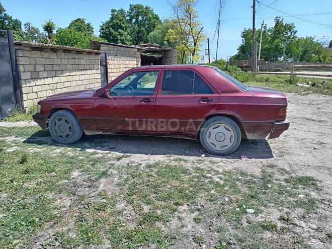 Mercedes 190 1992, 345,200 km - 1.8 l - Xudat