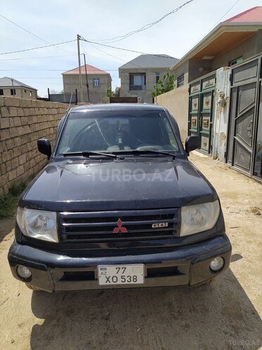 Mitsubishi Pajero io 2002, 290,000 km - 1.8 л - Bakı