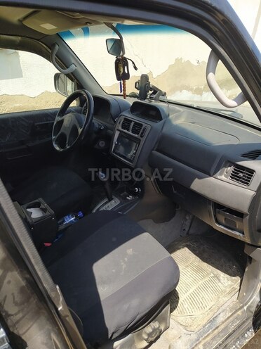 Mitsubishi Pajero io 2002, 290,000 km - 1.8 л - Bakı