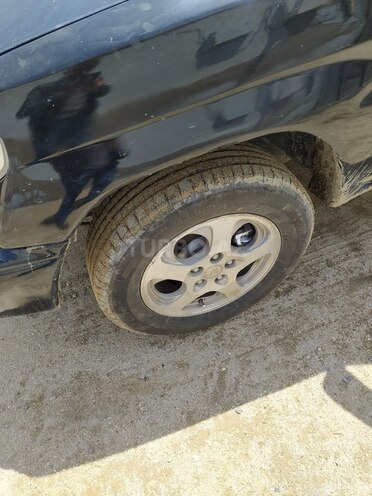 Mitsubishi Pajero io 2002, 290,000 km - 1.8 л - Bakı