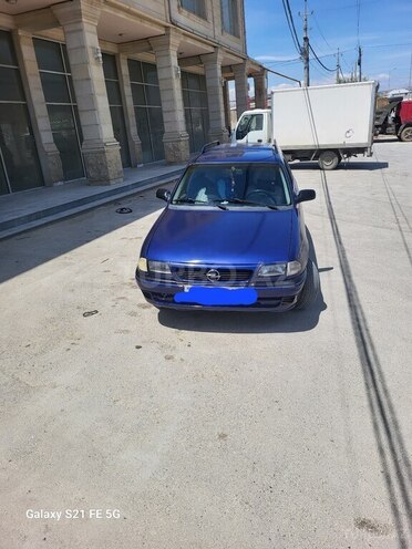 Opel Astra 1996, 377,400 km - 1.6 л - Bakı