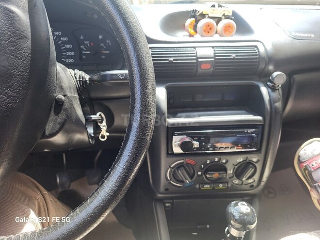 Opel Astra 1996, 377,400 km - 1.6 л - Bakı
