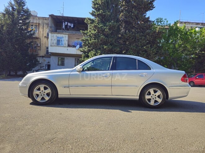 Mercedes E 220 d 2006, 261,800 km - 2.2 л - Bakı