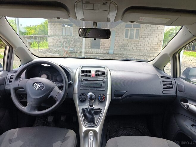 Toyota Auris 2008, 317,080 km - 1.4 l - Ağcabədi