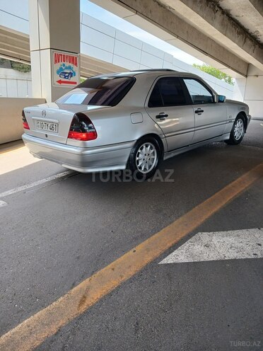 Mercedes C 180 1999, 323,428 km - 1.8 l - Bakı