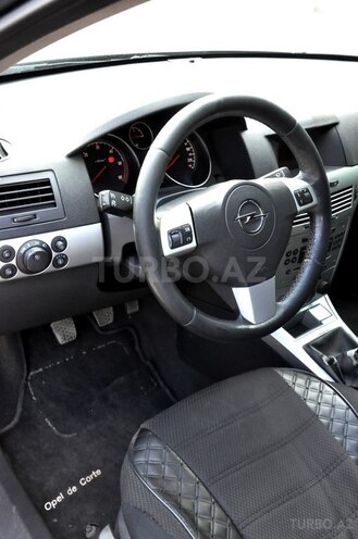 Opel Astra 2009, 166,257 km - 1.4 l - Saatlı