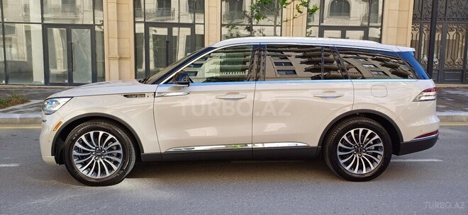 Lincoln Aviator