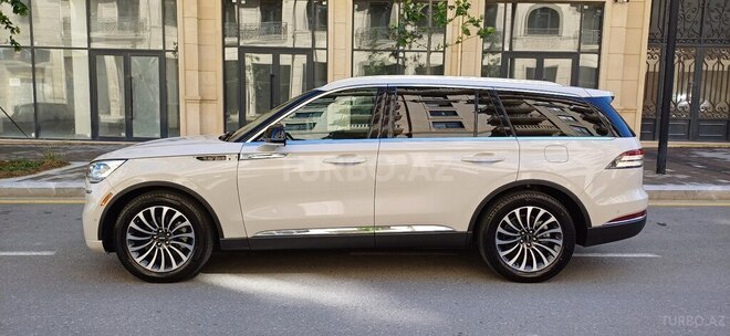 Lincoln Aviator