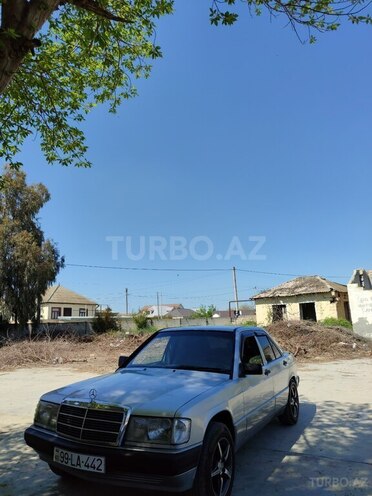 Mercedes 190 1993, 421,000 km - 1.8 л - Sabirabad