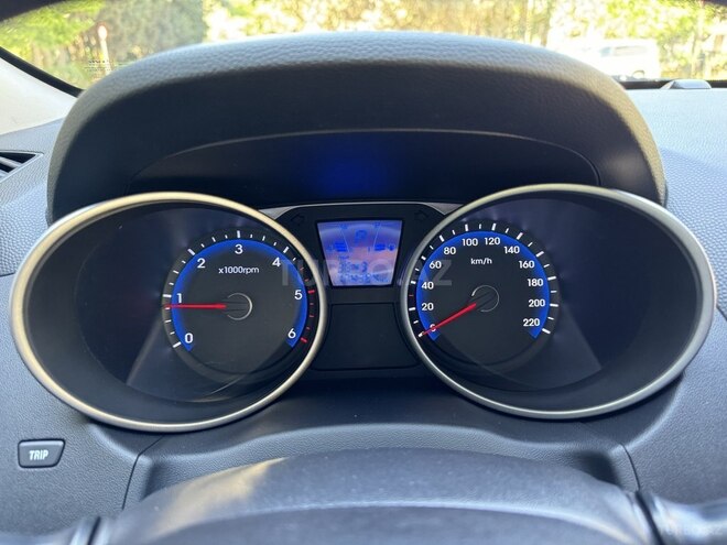 Hyundai ix35 2015, 174,000 km - 2.0 l - Bakı