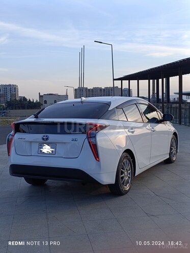Toyota Prius 2017, 266,000 km - 1.8 л - Bakı