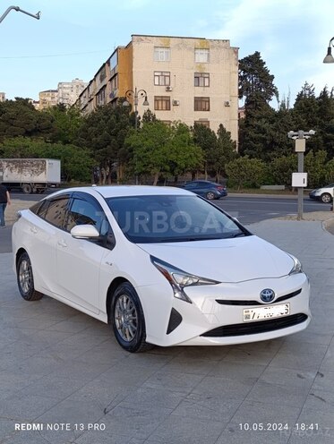 Toyota Prius 2017, 266,000 km - 1.8 л - Bakı