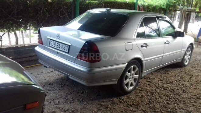 Mercedes C 220 1994, 100,000 km - 2.0 l - Beyləqan