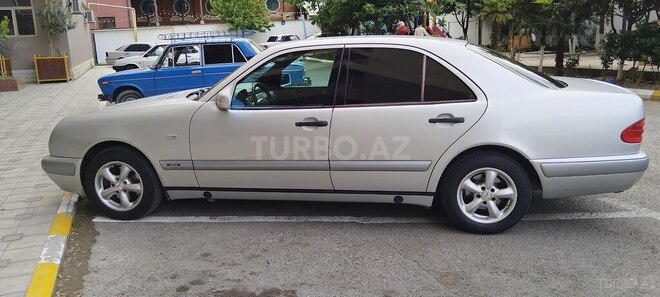 Mercedes E 200 1996, 340,237 km - 2.0 l - Göyçay