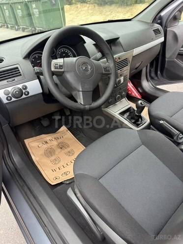Opel Astra 2006, 270,000 km - 1.3 l - Bakı