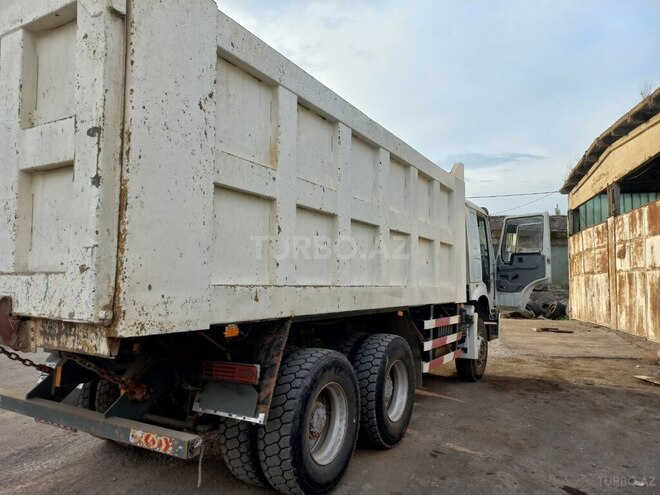 HOWO Sinotruk 2012, 130,000 km - 9.5 l - Gəncə