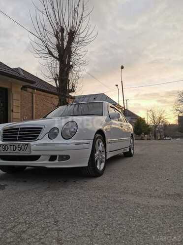 Mercedes E 320 2000, 222,000 km - 3.2 л - Şamaxı
