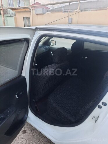 Renault Sandero 2014, 308,000 km - 1.6 l - Bakı