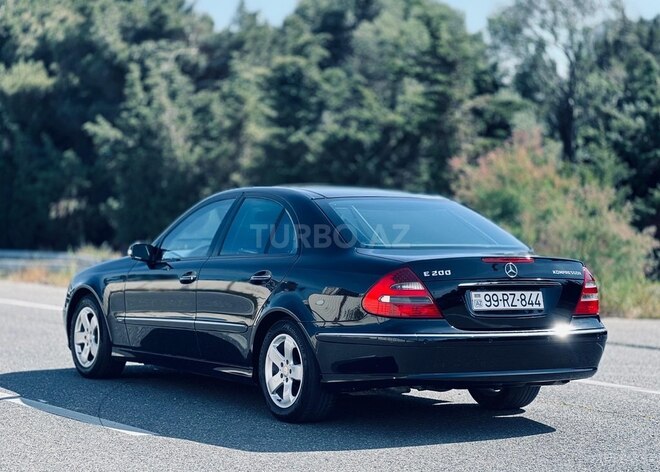 Mercedes E 200 2004, 259,000 km - 1.8 l - Bakı