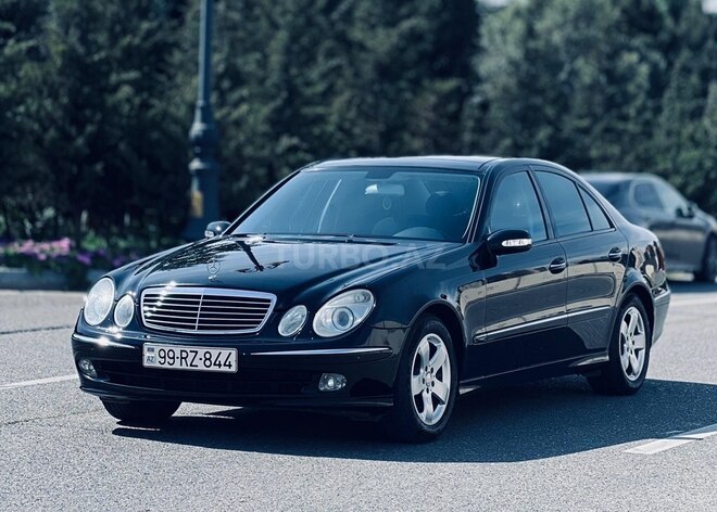 Mercedes E 200 2004, 259,000 km - 1.8 l - Bakı