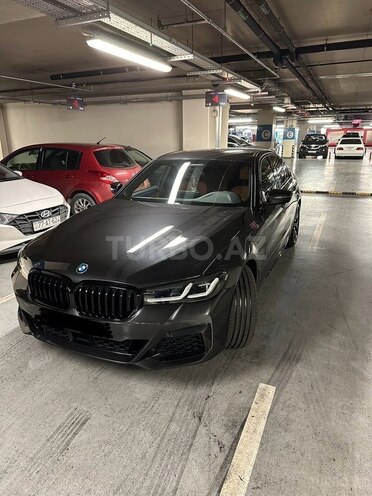 BMW 530e 2023, 16,000 km - 2.0 л - Bakı