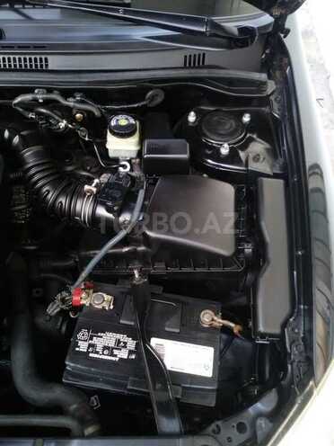 Toyota Corolla 2005, 285,000 km - 1.4 l - Bakı