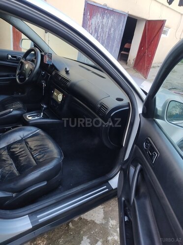 Volkswagen Passat 2002, 289,000 km - 1.8 l - Masallı