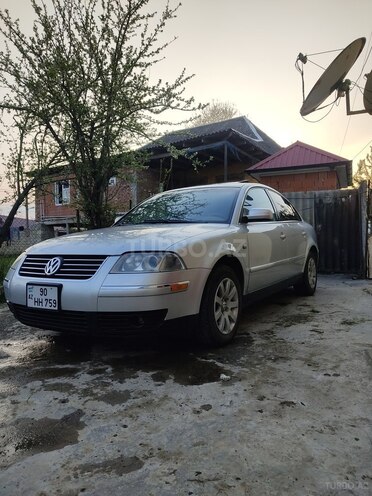 Volkswagen Passat 2002, 289,000 km - 1.8 l - Masallı