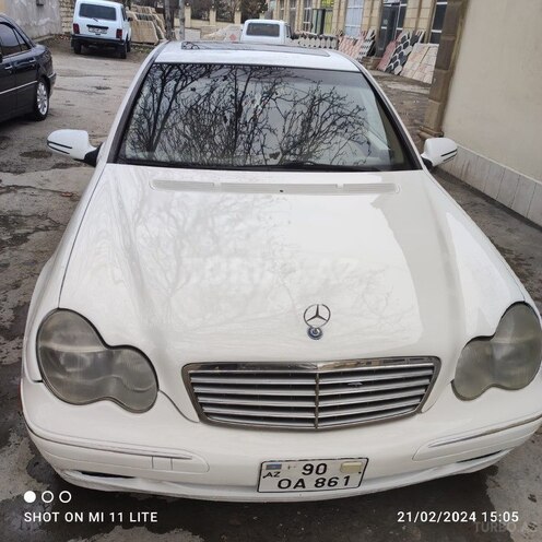 Mercedes C 240 2002, 275,000 km - 2.4 л - Bakı