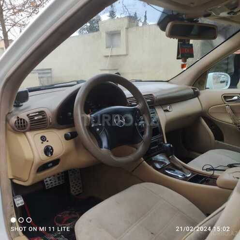 Mercedes C 240 2002, 275,000 km - 2.4 л - Bakı