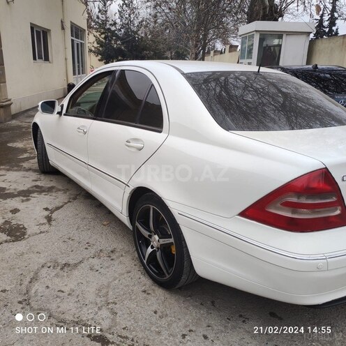 Mercedes C 240 2002, 275,000 km - 2.4 л - Bakı