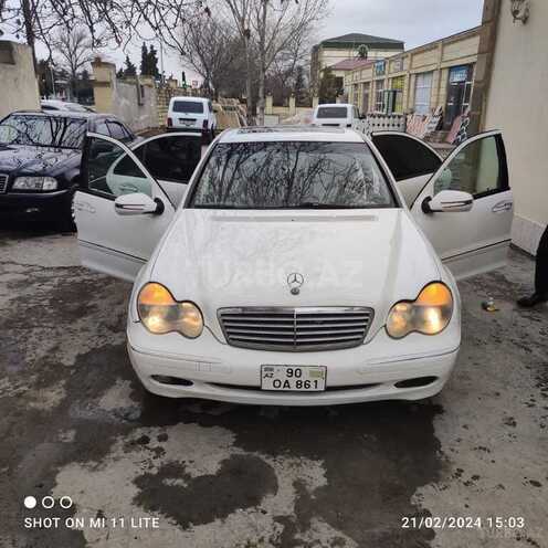 Mercedes C 240 2002, 275,000 km - 2.4 л - Bakı