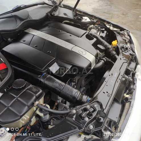 Mercedes C 240 2002, 275,000 km - 2.4 л - Bakı