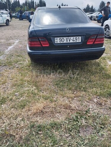Mercedes E 240 1998, 280,000 km - 2.4 l - Ağstafa