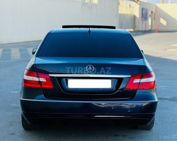 Mercedes E 220 d 2009, 203,125 km - 2.2 l - Bakı