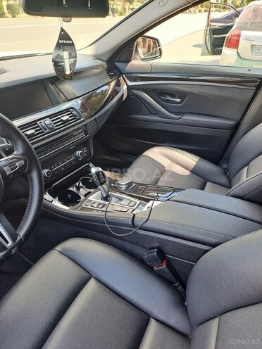BMW 528 2015, 180,000 km - 2.0 l - Balakən