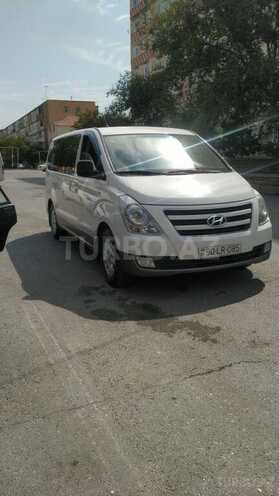 Hyundai H-1 2015, 270,000 km - 2.5 л - Bakı