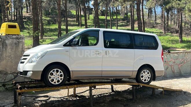 Hyundai H-1 2015, 270,000 km - 2.5 л - Bakı