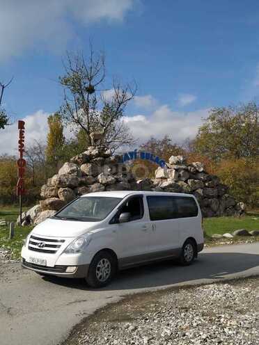 Hyundai H-1 2015, 270,000 km - 2.5 л - Bakı
