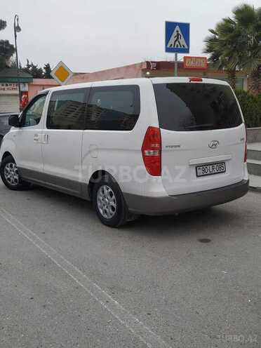 Hyundai H-1 2015, 270,000 km - 2.5 л - Bakı