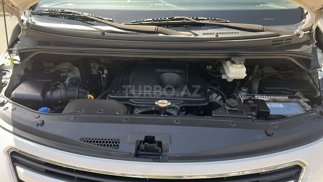 Hyundai H-1 2015, 270,000 km - 2.5 л - Bakı