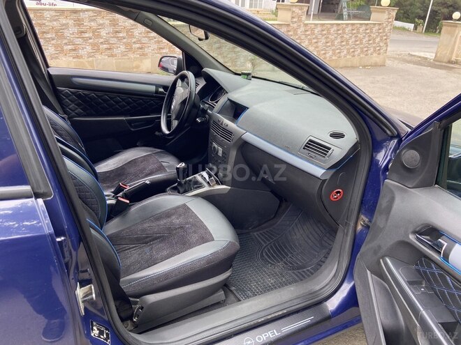 Opel Astra 2006, 366,000 km - 1.3 л - Qazax