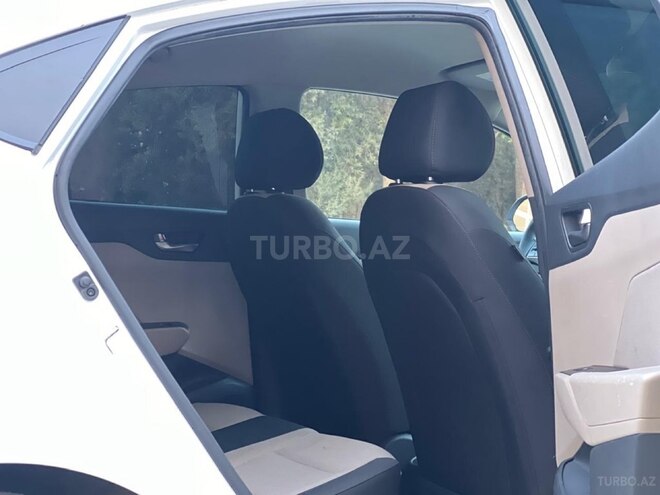 Hyundai Accent 2021, 90,000 km - 1.6 l - Bakı