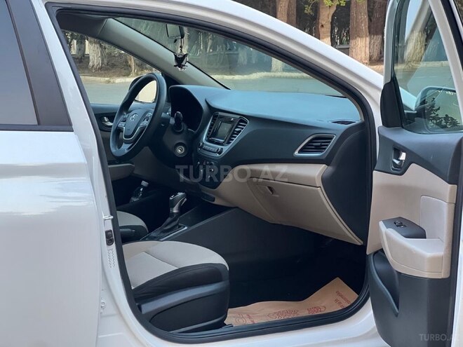 Hyundai Accent 2021, 90,000 km - 1.6 l - Bakı
