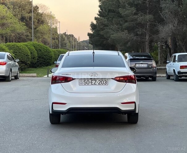 Hyundai Accent 2021, 90,000 km - 1.6 l - Bakı